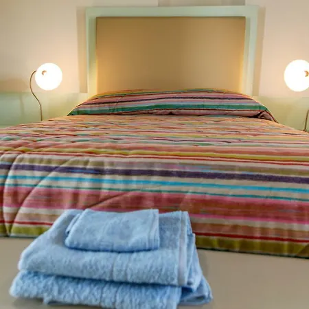 乡村民宿 Living *