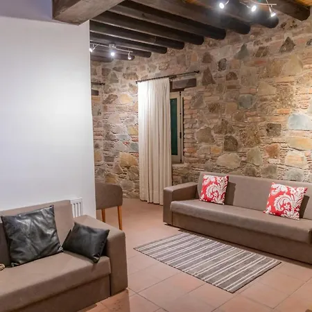 Living منزل ريفي *