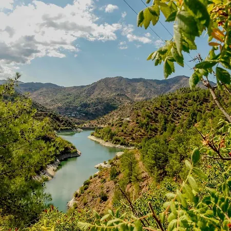 Séjour à la campagne Living Farmakas