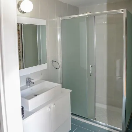 Living منزل ريفي *